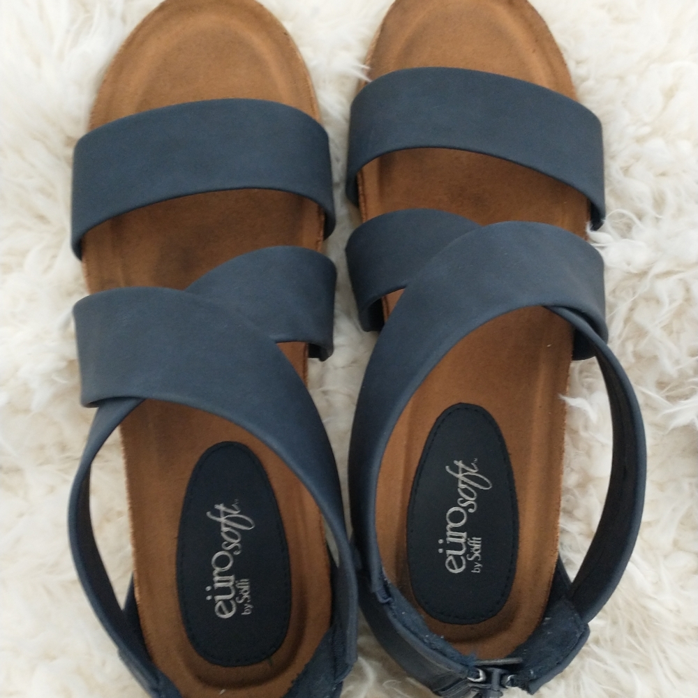 Sofft Euro soft navy blue ankle wrap sandals
